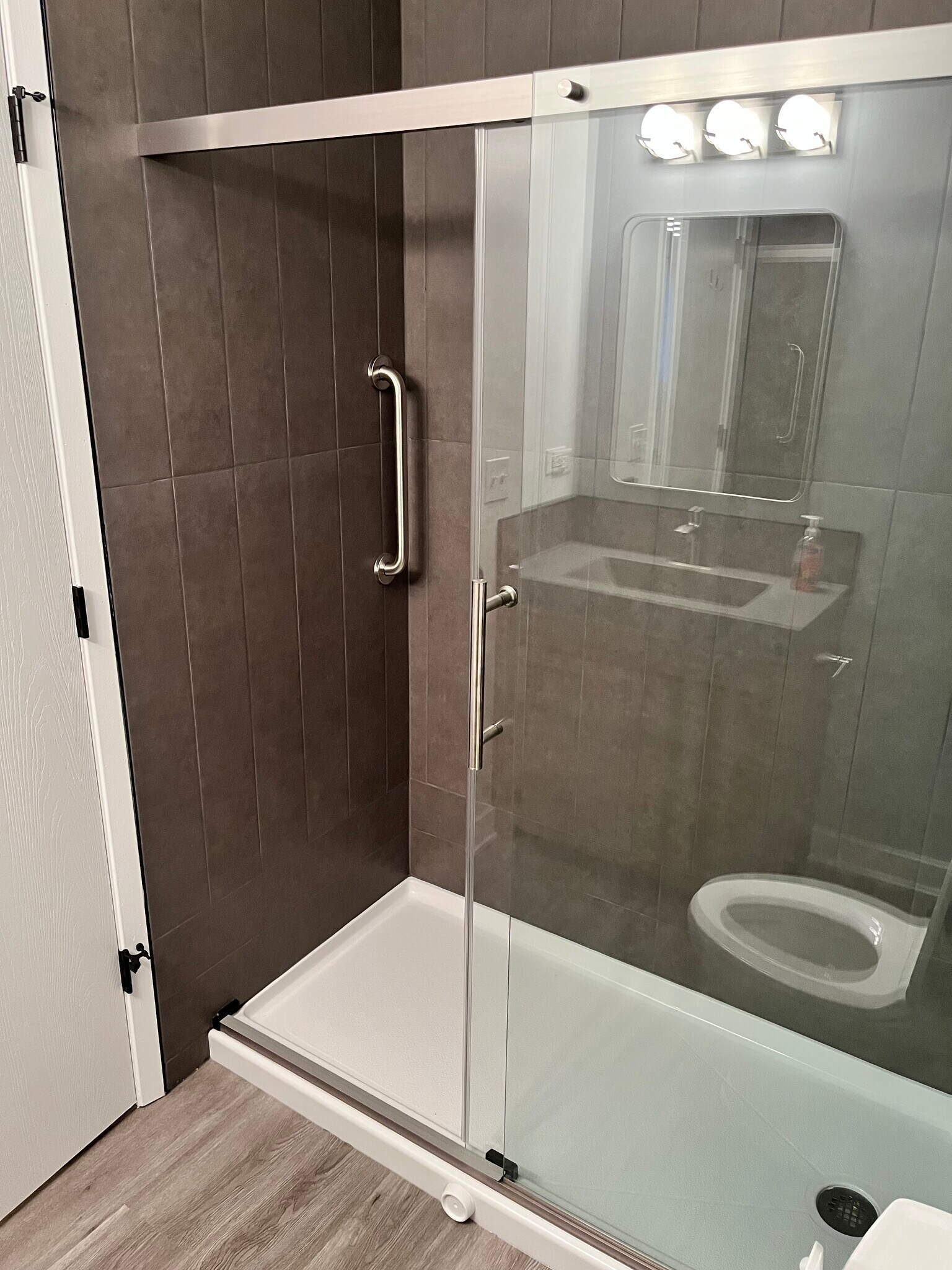 Building Photo - 1032 Auburn Ln