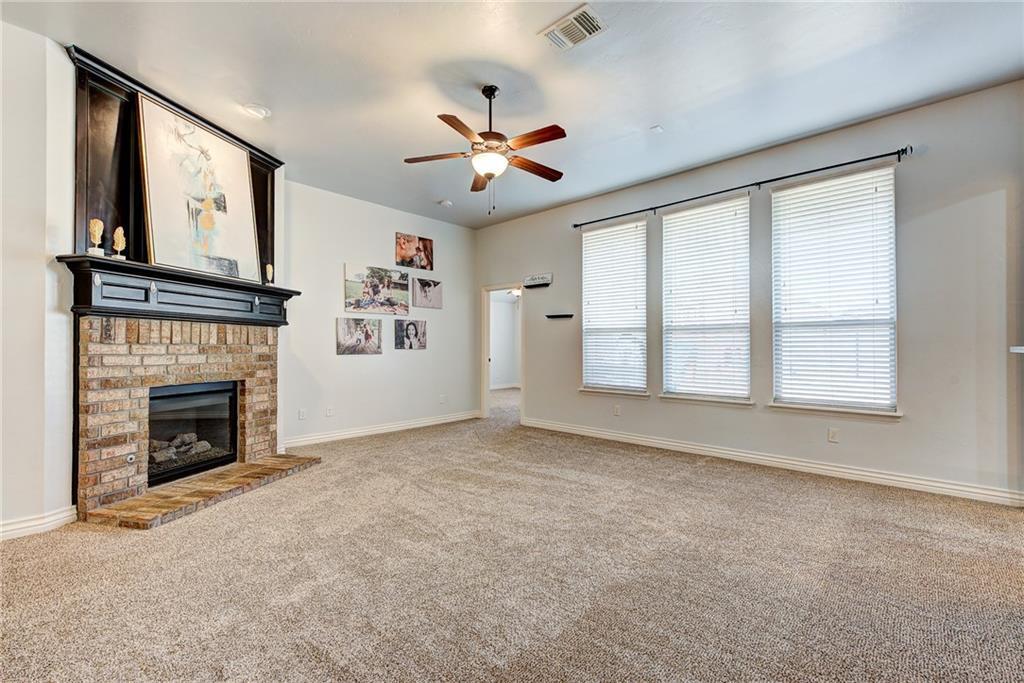 Building Photo - 2405 SW 137th St