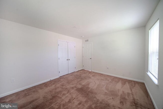 Building Photo - 7356 Tottenham Dr