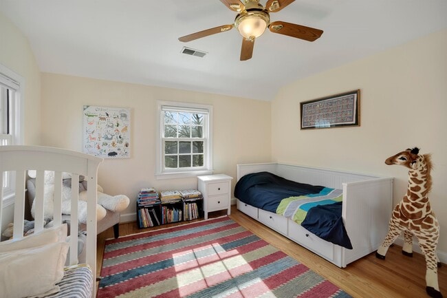 Building Photo - 4518 Chase Ave