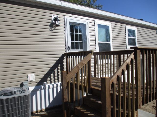 Building Photo - 12585 Gavotte Ave