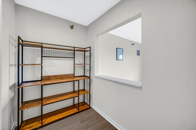 Building Photo - 124 Glengarry Dr