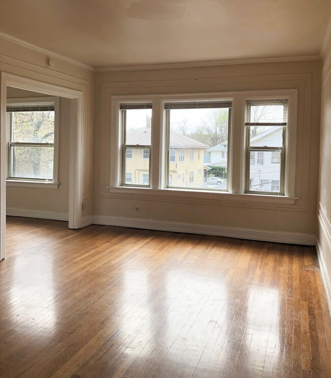 Interior Photo - 205 - MERIDIAN PLAZA APARTMENTS