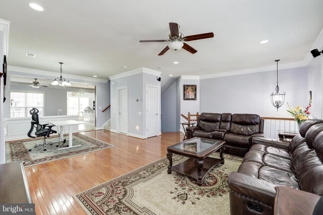 Building Photo - 43583 White Cap Terrace