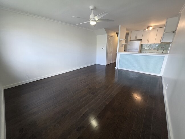 Building Photo - 350 Aoloa St