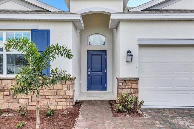 Building Photo - 6306 Lakepine St