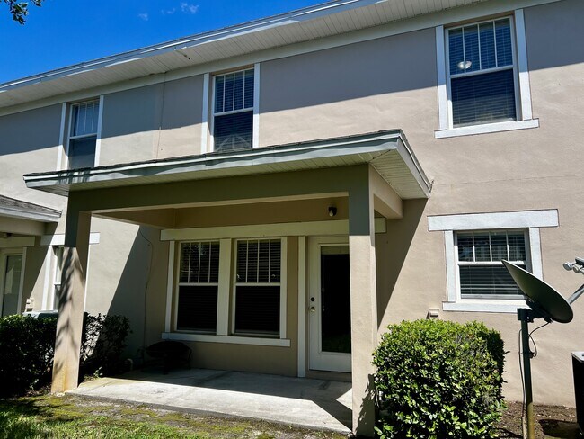 Building Photo - 2060 Cypress Bay Blvd