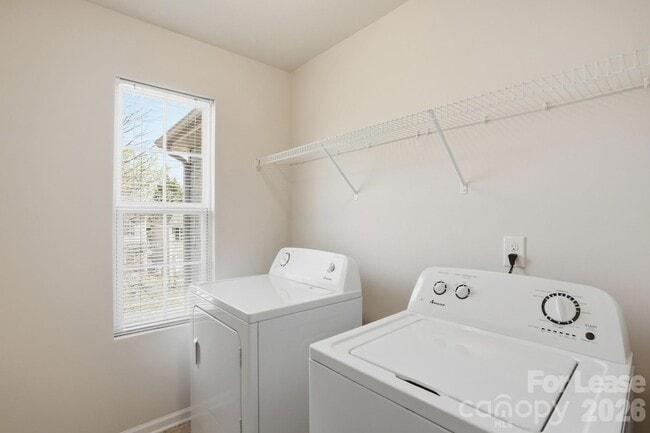 Building Photo - 7530 Fowler Springs Lane