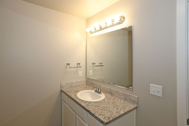 Building Photo - 7205 Athens St