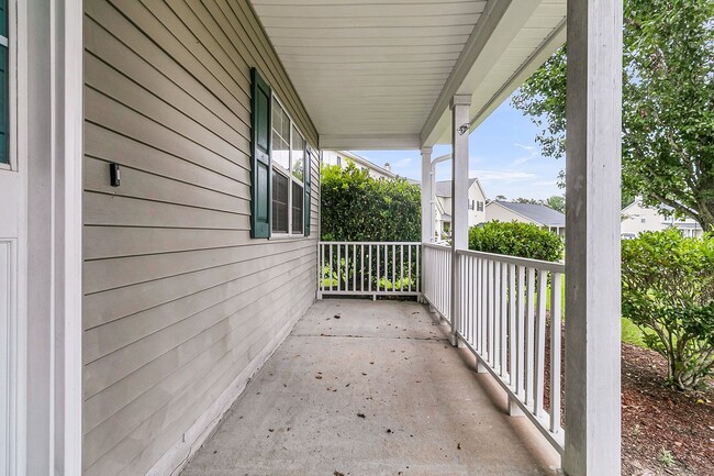 Building Photo - Recently Updated 4 bedroom 2.5 bathroom two story home available in Ladson!
