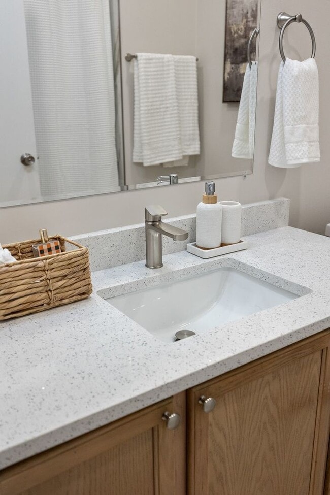 Building Photo - 8232 Concord Ln