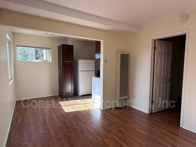 Building Photo - 4566 Maryland St