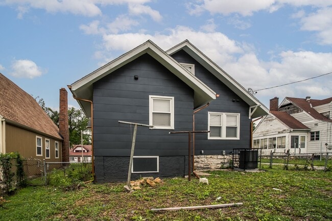 Building Photo - 4421 Bellefontaine Ave