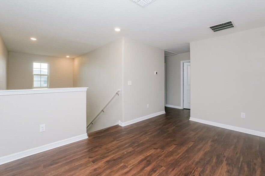 Building Photo - 4319 Globe Thistle Dr