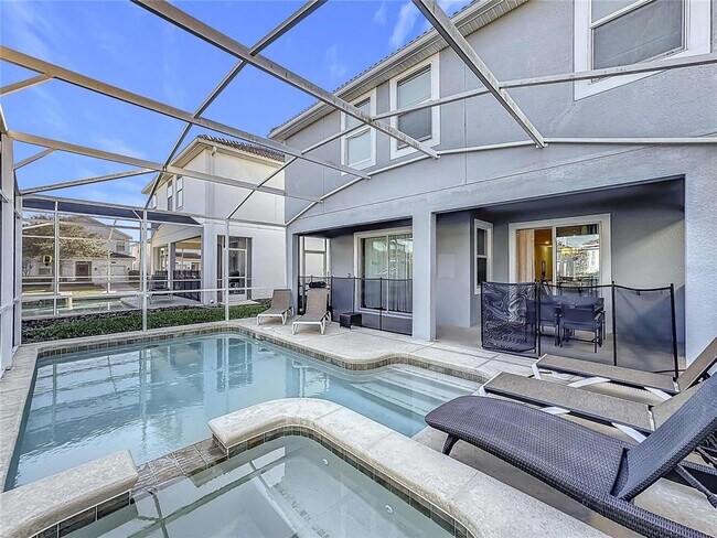 Building Photo - 1589 Flange Dr