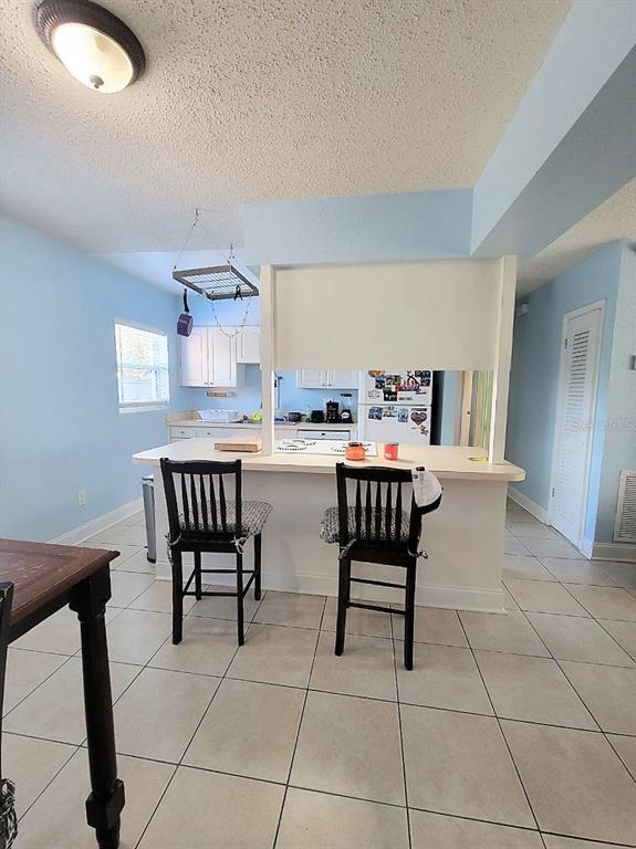 Building Photo - 513 Firefly Ln