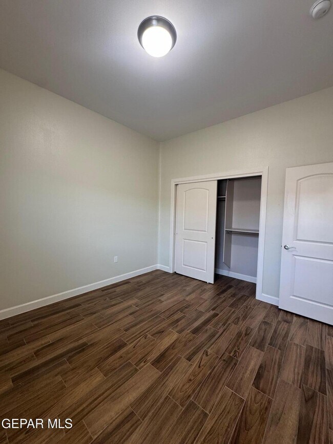 Building Photo - 7726 Enchanted Ridge Dr