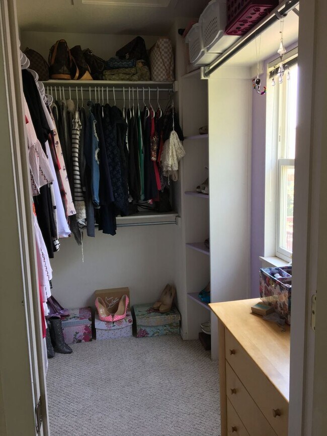 Building Photo - Adorable 2 bed/2 bath home in Southwest Longmont!