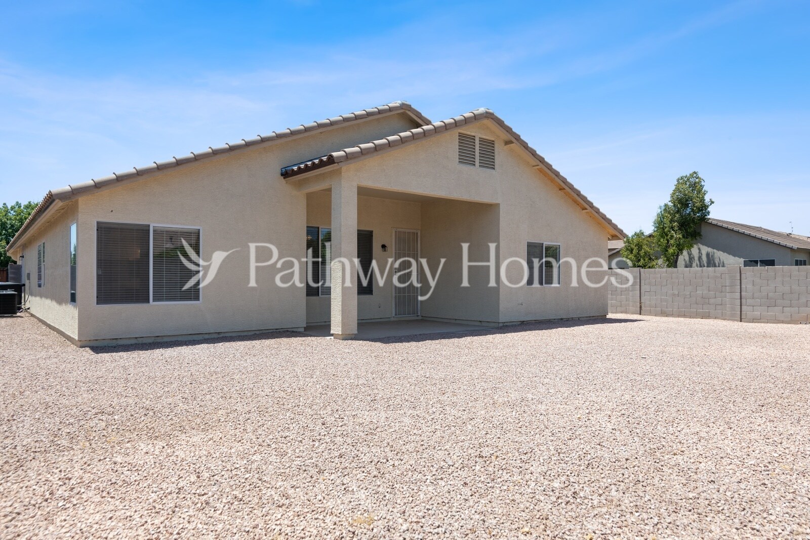 Building Photo - 520 W Musket Pl