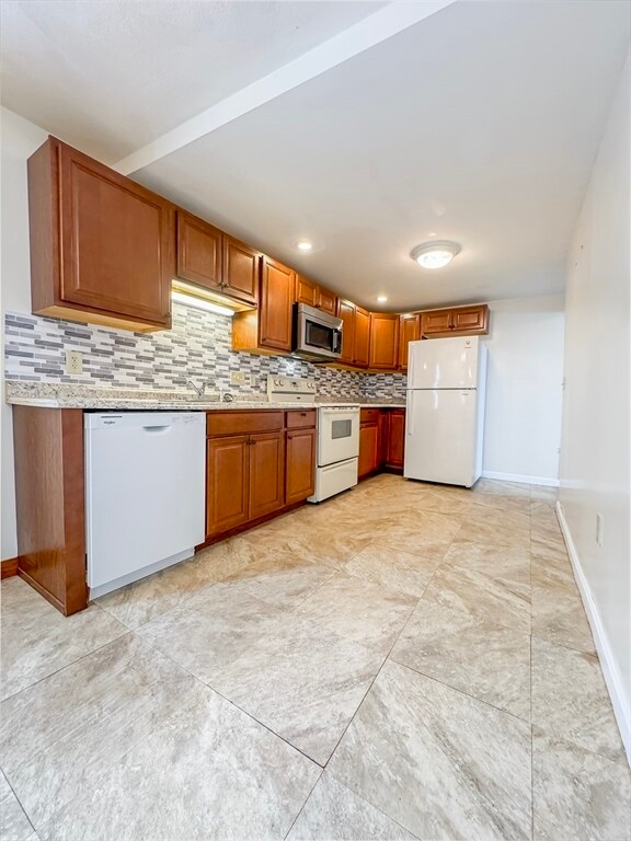 Building Photo - 117 Central St