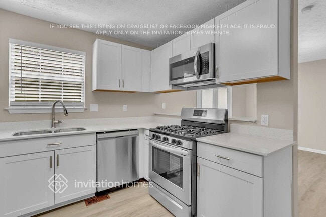 Building Photo - 2258 Hunters Ct