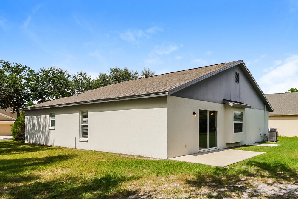 Building Photo - 13610 Ogakor Dr