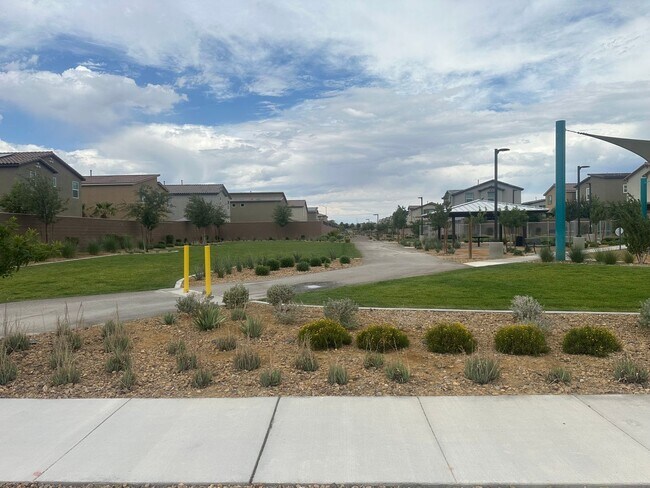 Building Photo - NW!! Gated!! Built 2023!!!! Corner Lot!! L...
