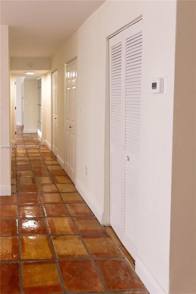 Building Photo - 6423 Collins Ave