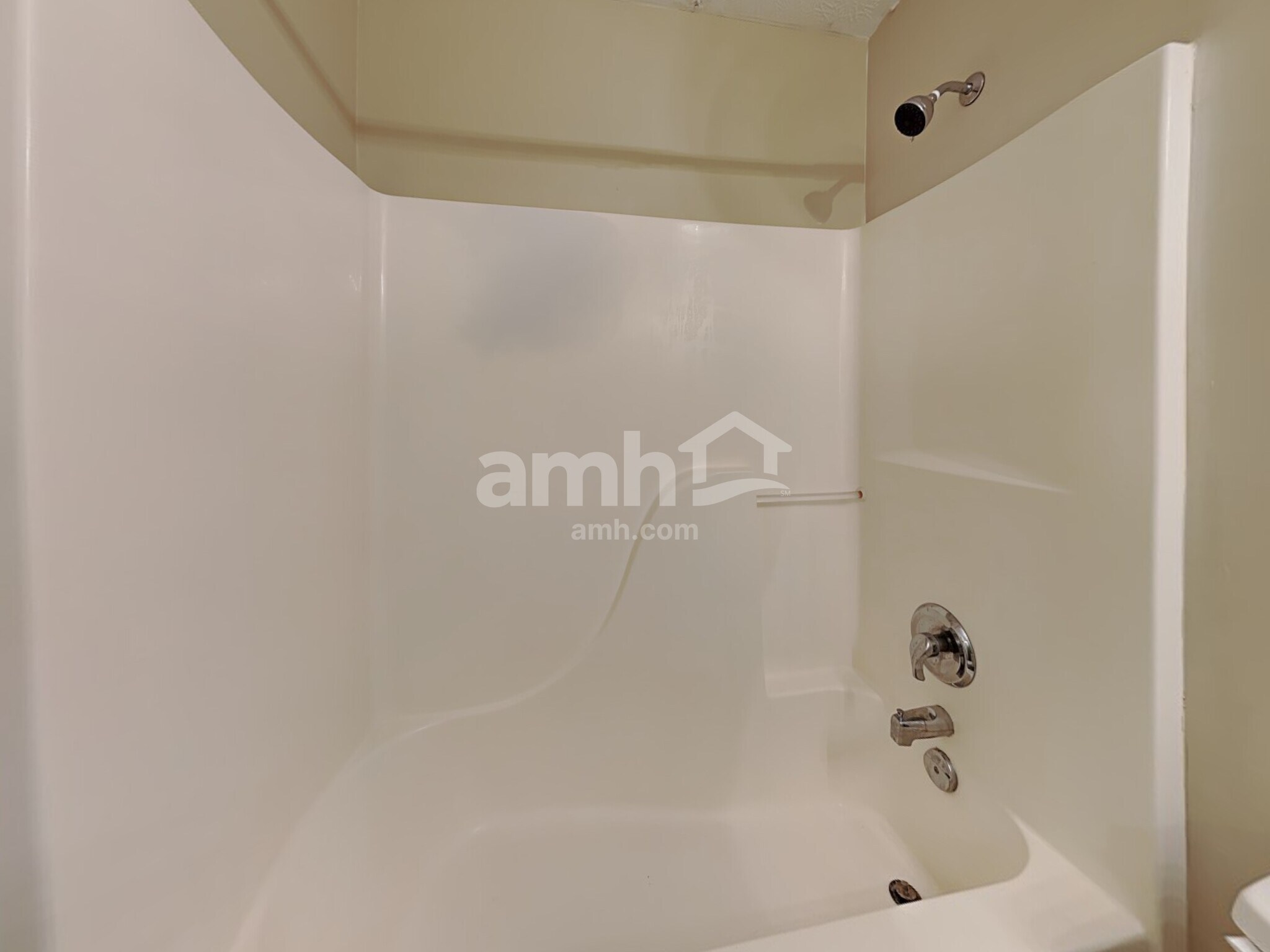 Building Photo - 5915 Cabot Dr
