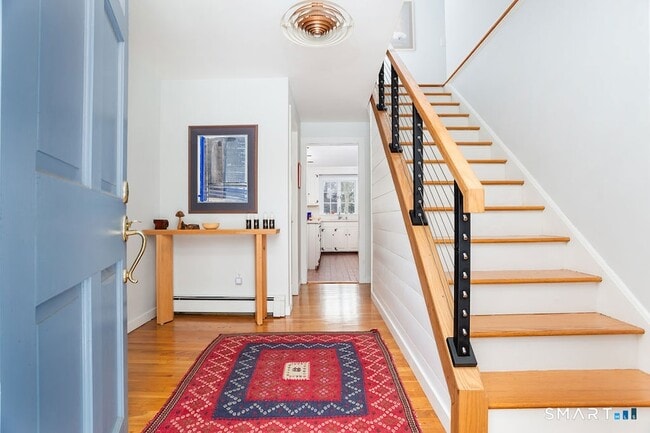 Building Photo - 5 Tall Trees Dr