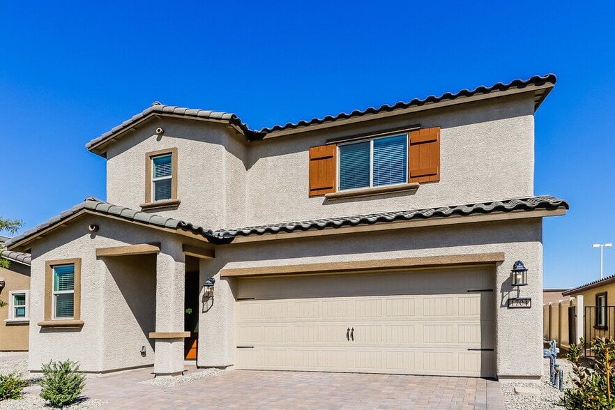 Building Photo - 1704 Desert Path Ave