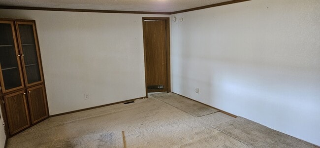 Building Photo - 233 N Ashley Ave