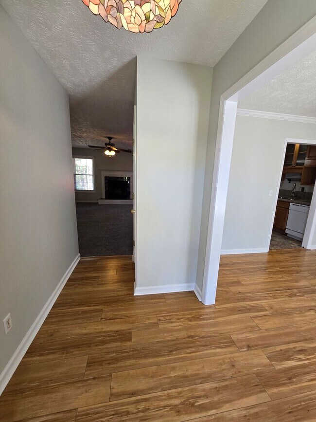 Building Photo - Beautiful Ranch Style Home for Rent