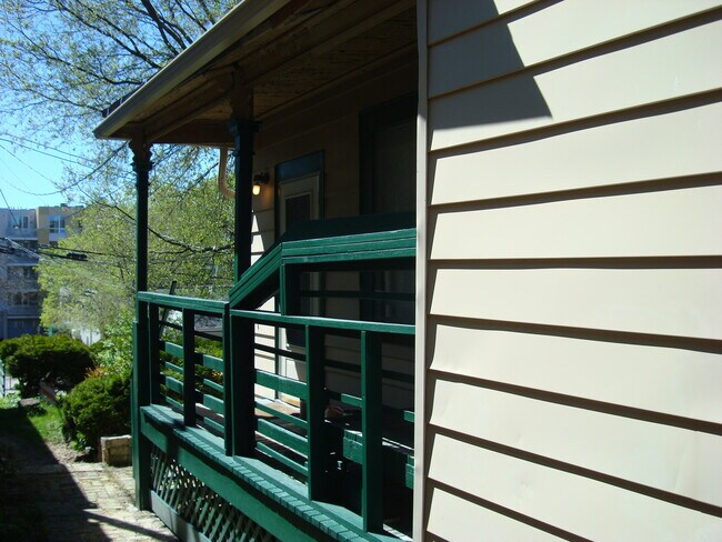 SIDE PORCH TO UPPER - 1539 Jackson N St