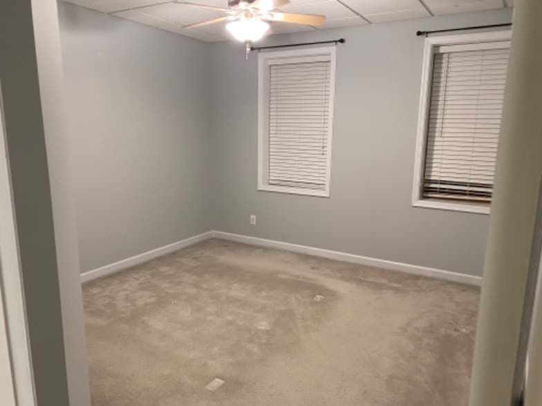 Building Photo - 201 Centennial St