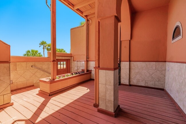 Building Photo - 411 Sailfish