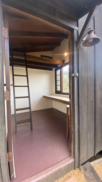 Studio/office 2 with Loft - 119 Muerdago Rd