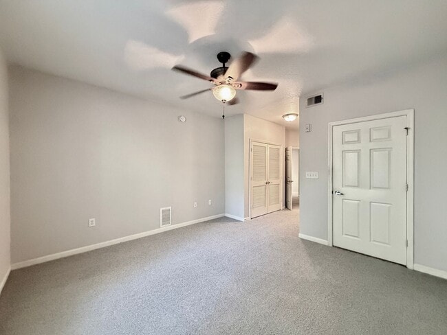 Building Photo - 8539 Gate Pkwy W