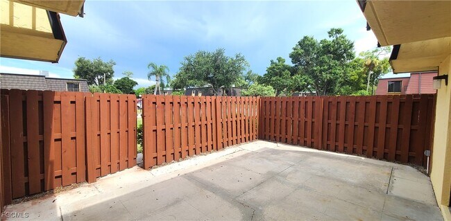Building Photo - 12348 Woodrose Ct