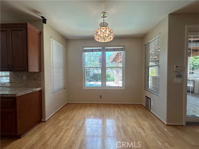 Building Photo - 12865 Crawford Dr