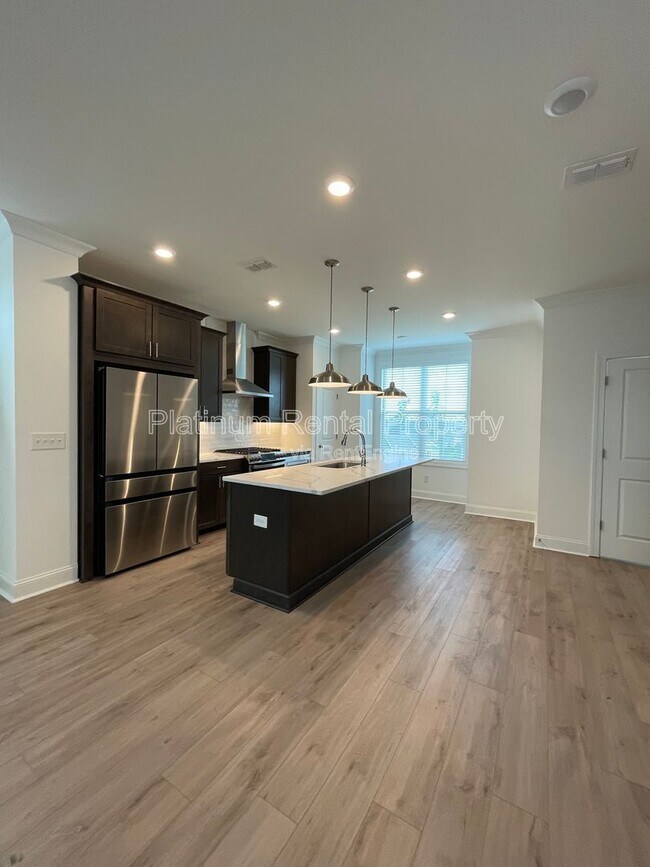 Building Photo - 5221 Riden Ct