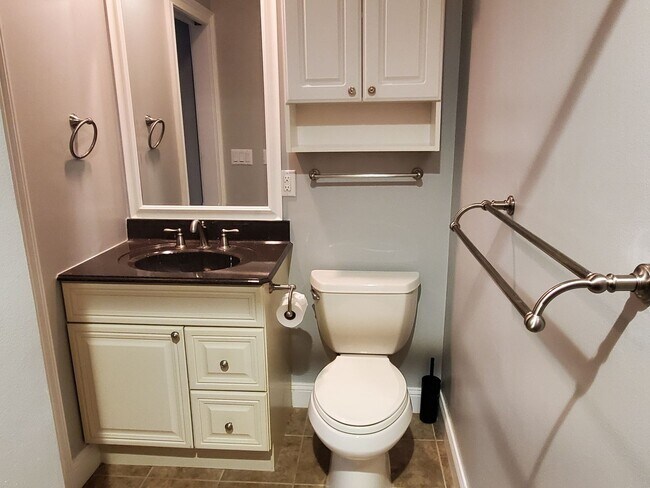 Building Photo - Incredible 2BR/2BA Forest Gardens Villa!
