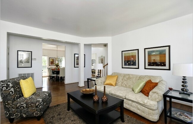 Building Photo - 11401 Crownwood Ln