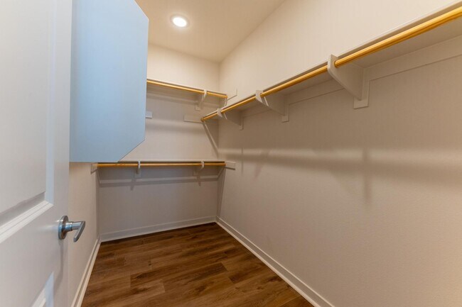 Building Photo - Otay Ranch Two Weeks FREE  3 bd /2 ba Newer Condo w Garage, Laundry + More!