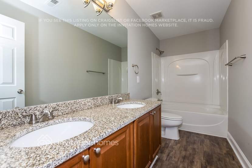 Building Photo - 1009 Theodore Ln