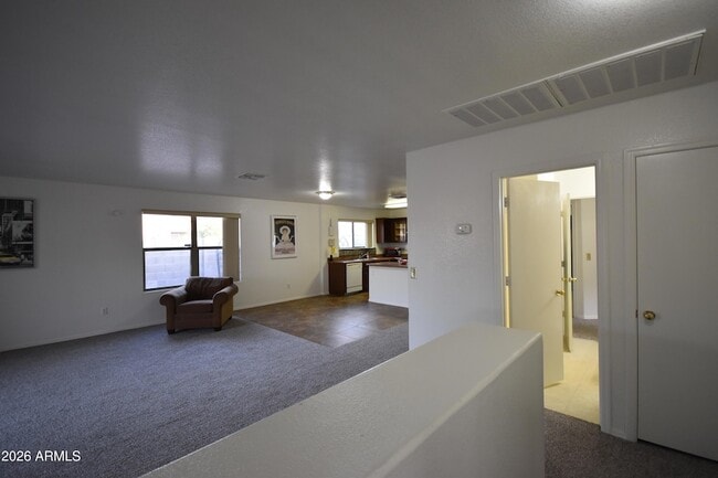 Building Photo - 2404 W Roeser Rd