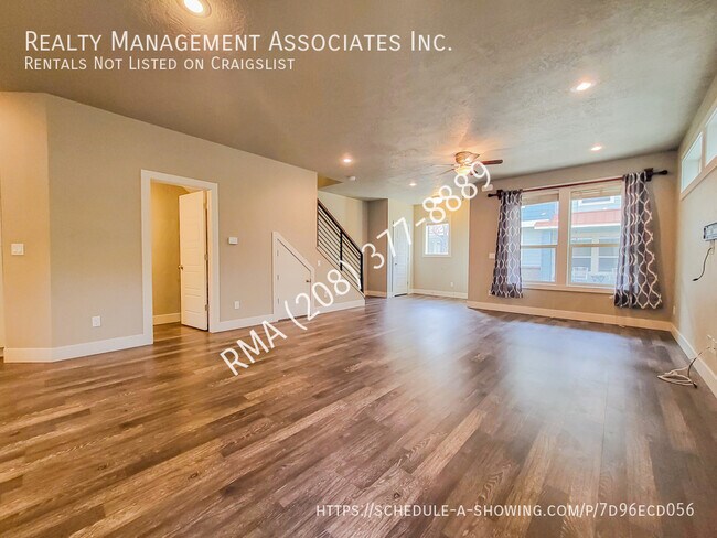 Building Photo - 2663 W Malad St