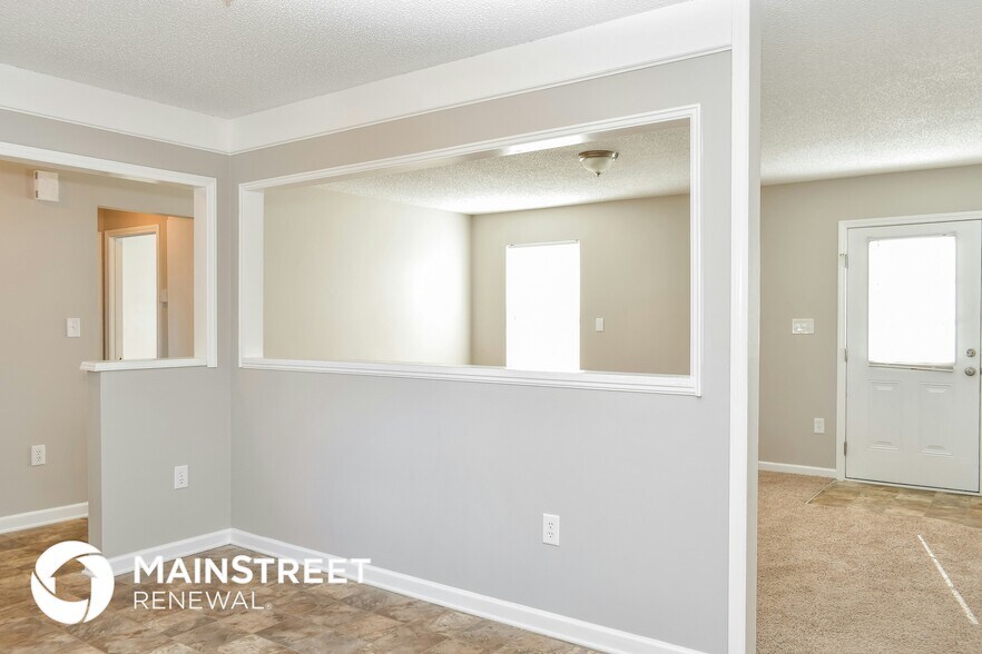 Building Photo - 2975 Country Crossing Dr