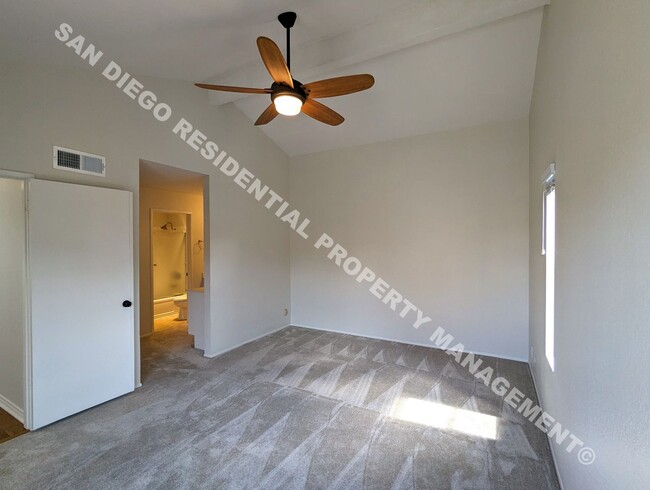 Building Photo - Welcome to your new retreat in the heart o...
