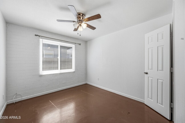 Building Photo - 4326 N 13th Pl